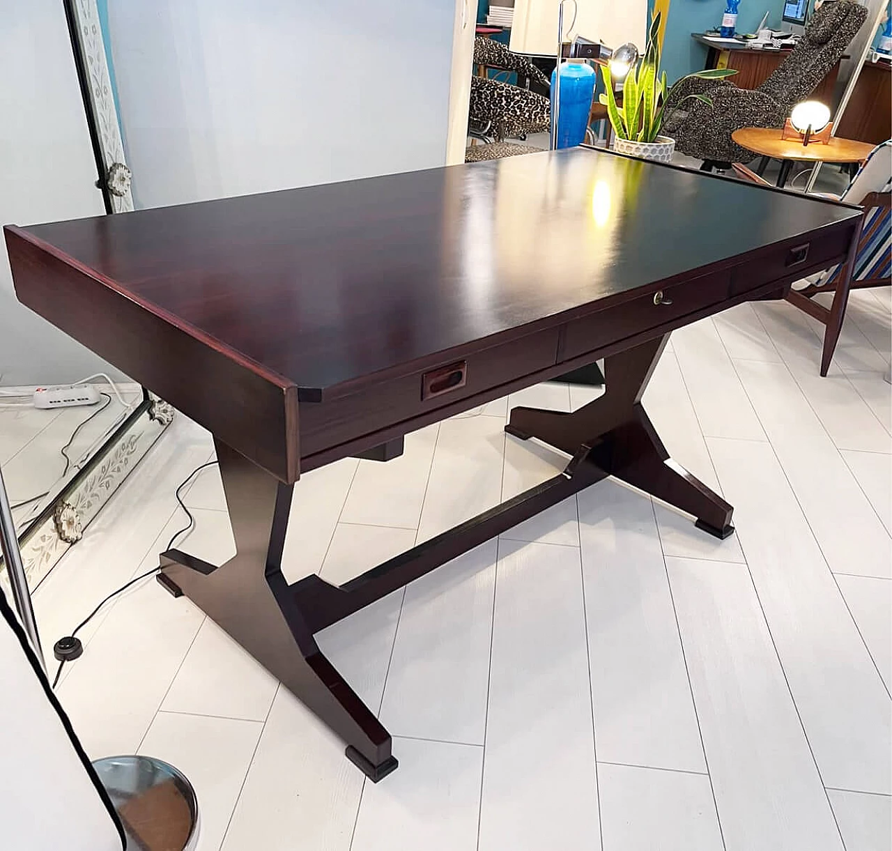 Rosewood desk with drawers, 1970s 1