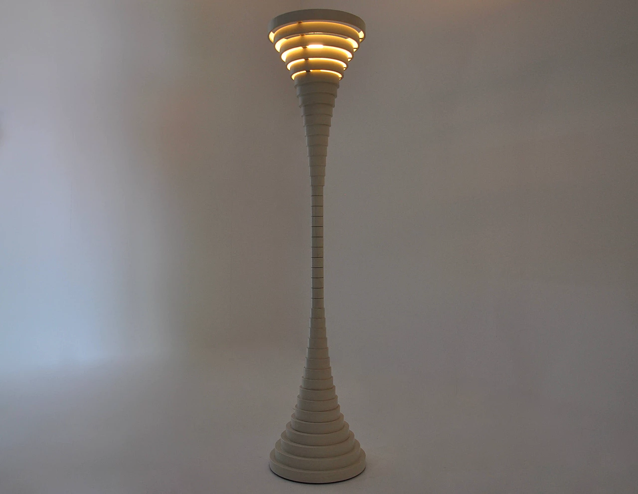 Helga creamy white wooden floor lamp by Sivio Bilancione, 1960s 4