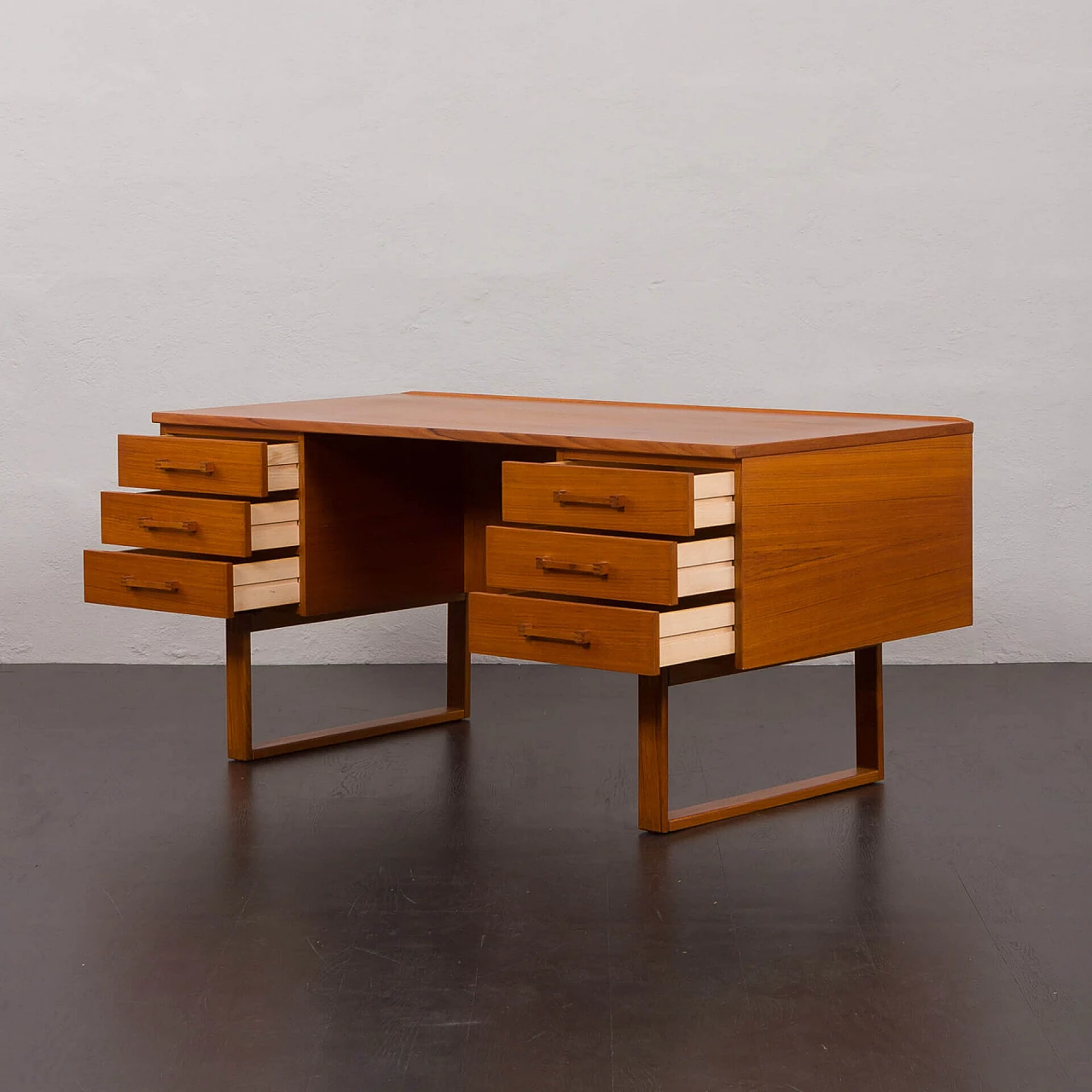 Teak desk by Henning Jensen & Torben Valeur for Dyrlund, 1960s 7