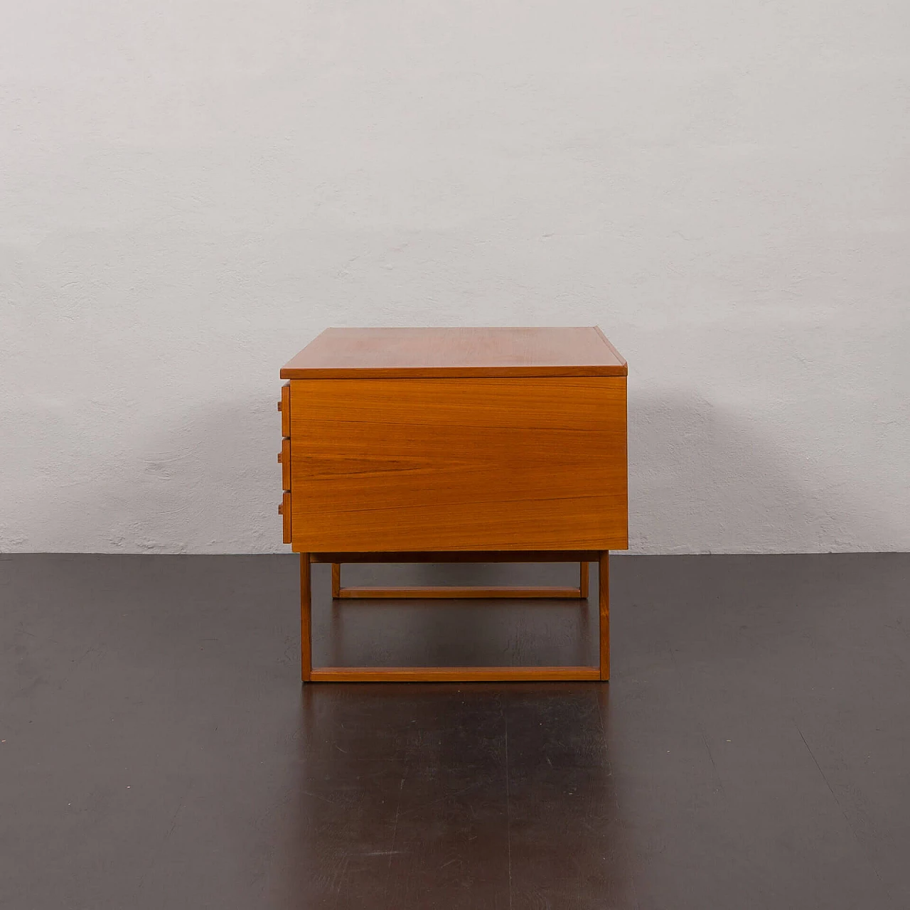 Teak desk by Henning Jensen & Torben Valeur for Dyrlund, 1960s 8