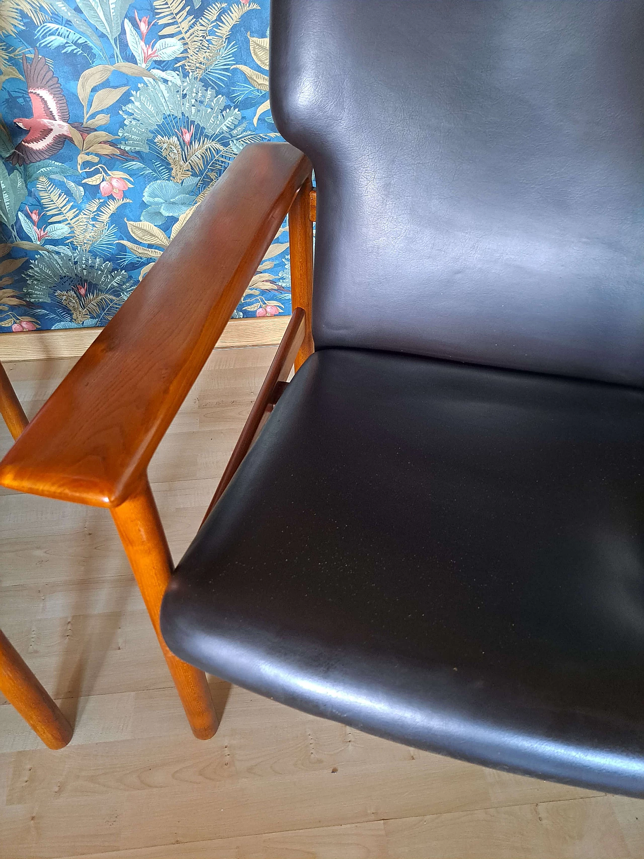 Pair of teak and leather armchairs by Charles F. Joosten for Framar, 1960s 5