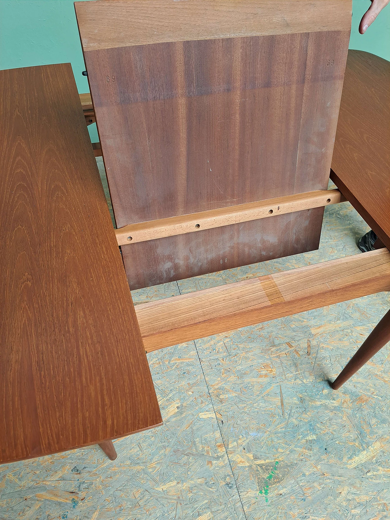 Danish teak extending table, 1960s 4