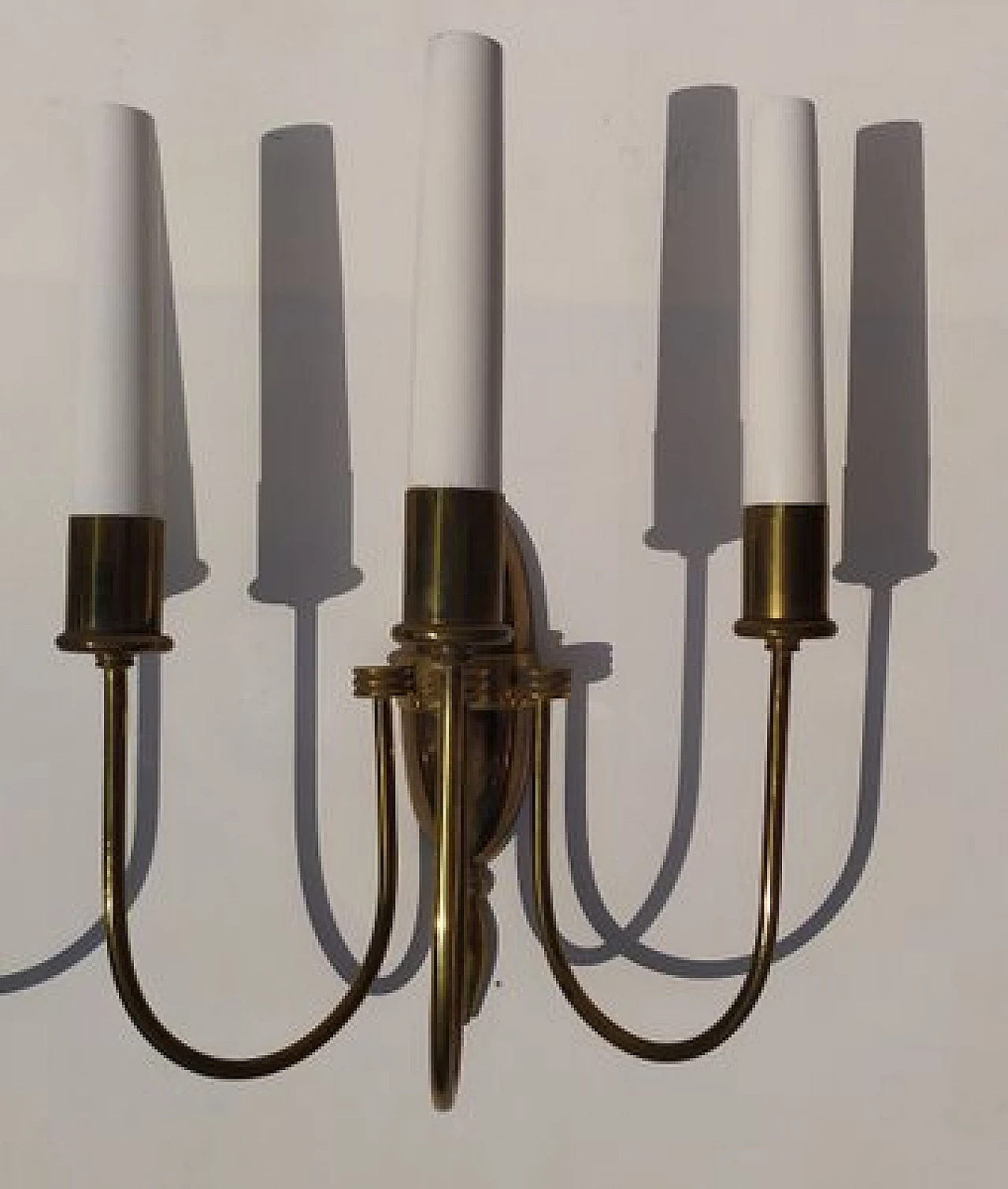 Pair of three-light wall lamps attributed to Arredoluce, 1940s 3