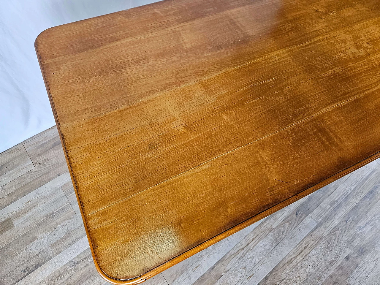 Art Deco table in mahogany and blond walnut, 1940s 3