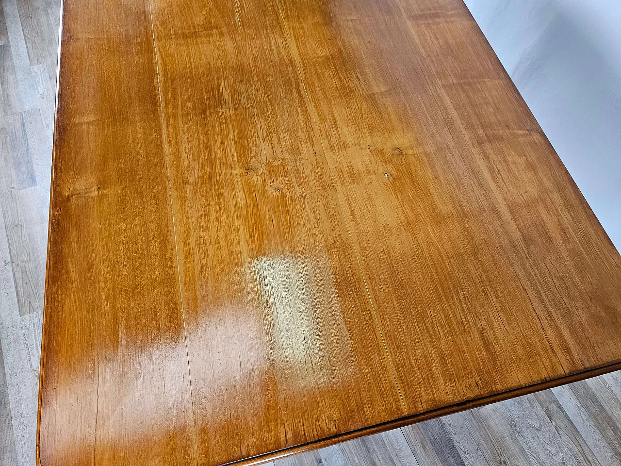 Art Deco table in mahogany and blond walnut, 1940s 6