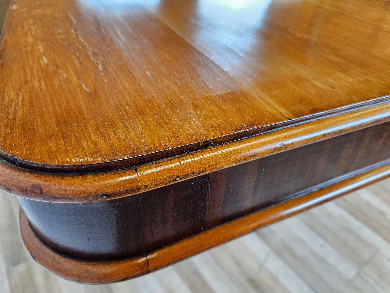 Art Deco table in mahogany and blond walnut, 1940s 12