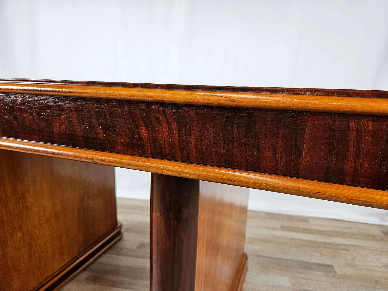 Art Deco table in mahogany and blond walnut, 1940s 16