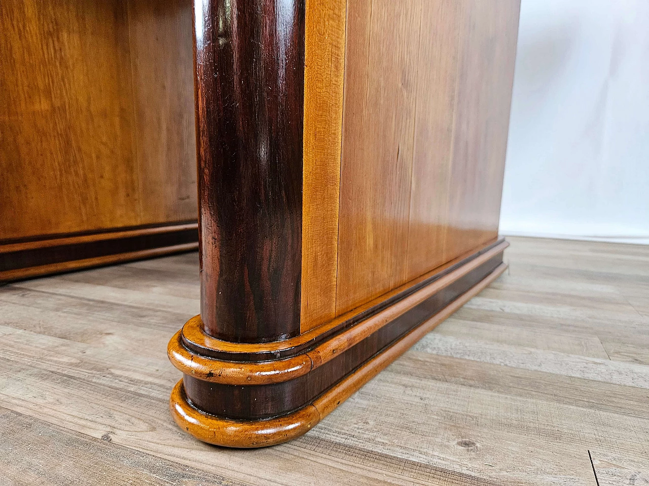 Art Deco table in mahogany and blond walnut, 1940s 22