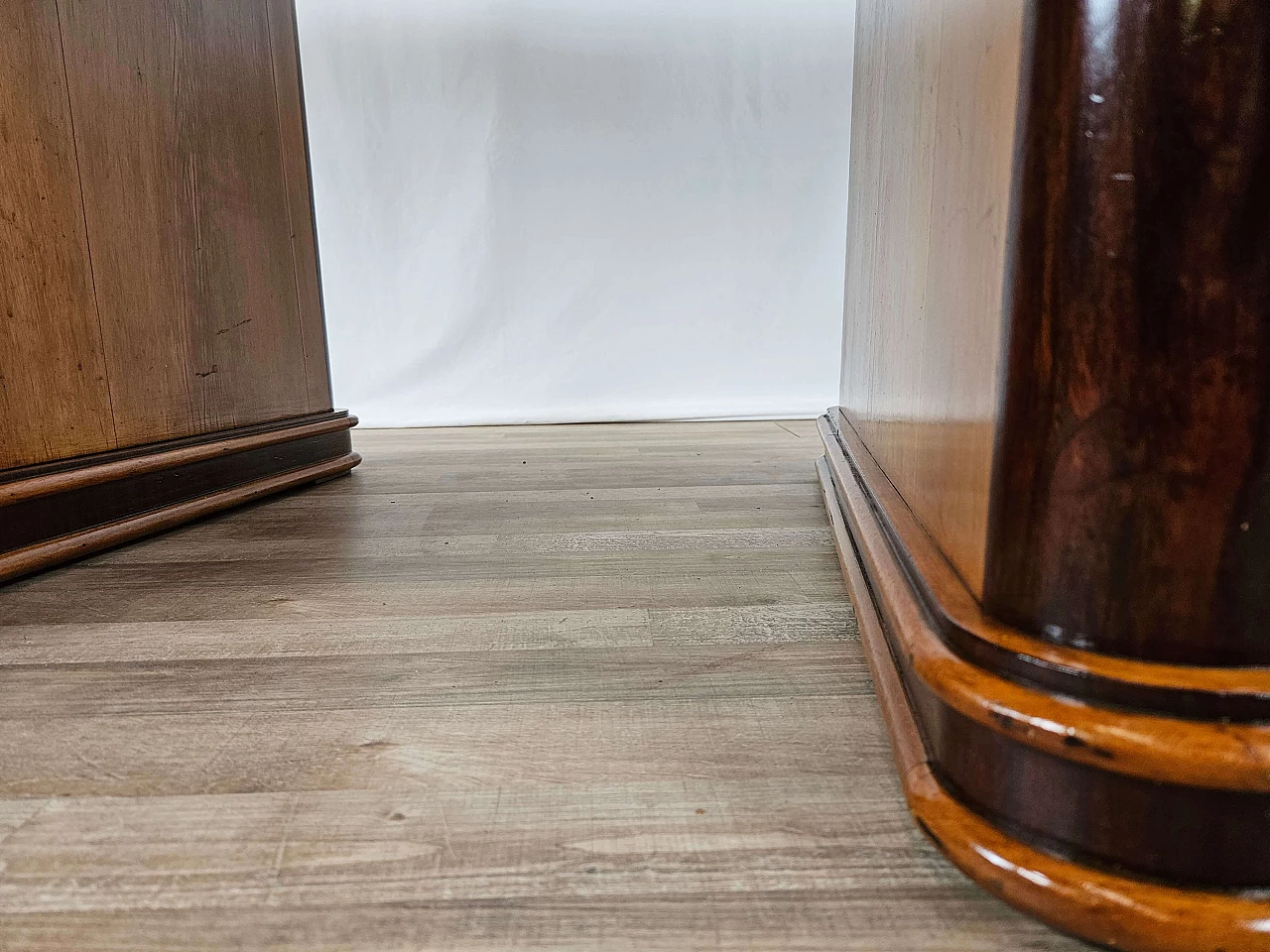 Art Deco table in mahogany and blond walnut, 1940s 24