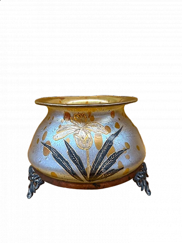 Iridescent glass vase with orchid and three flower feet in Lutz style, early 20th century