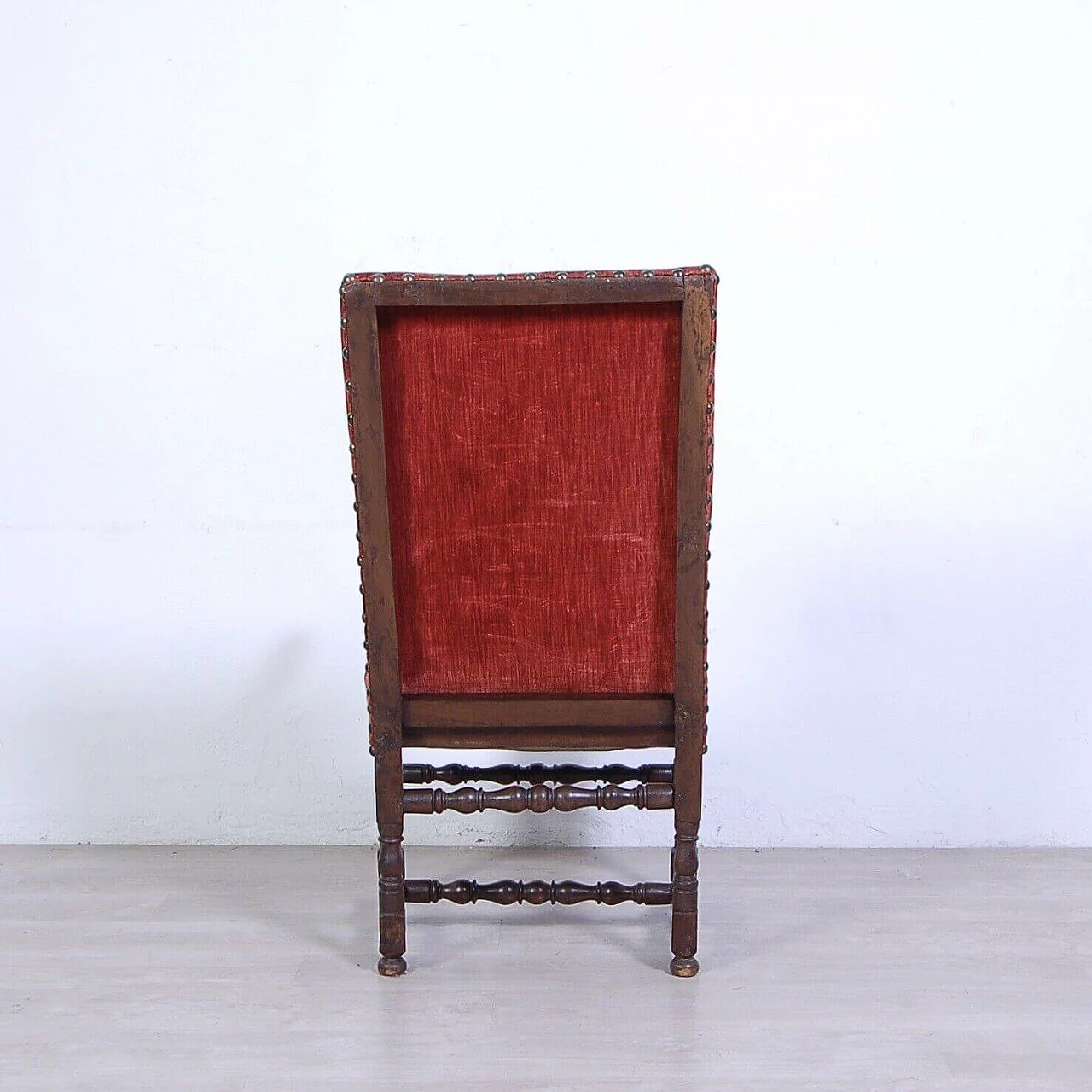 Turned walnut and brick red velvet armchair, mid-19th century 3