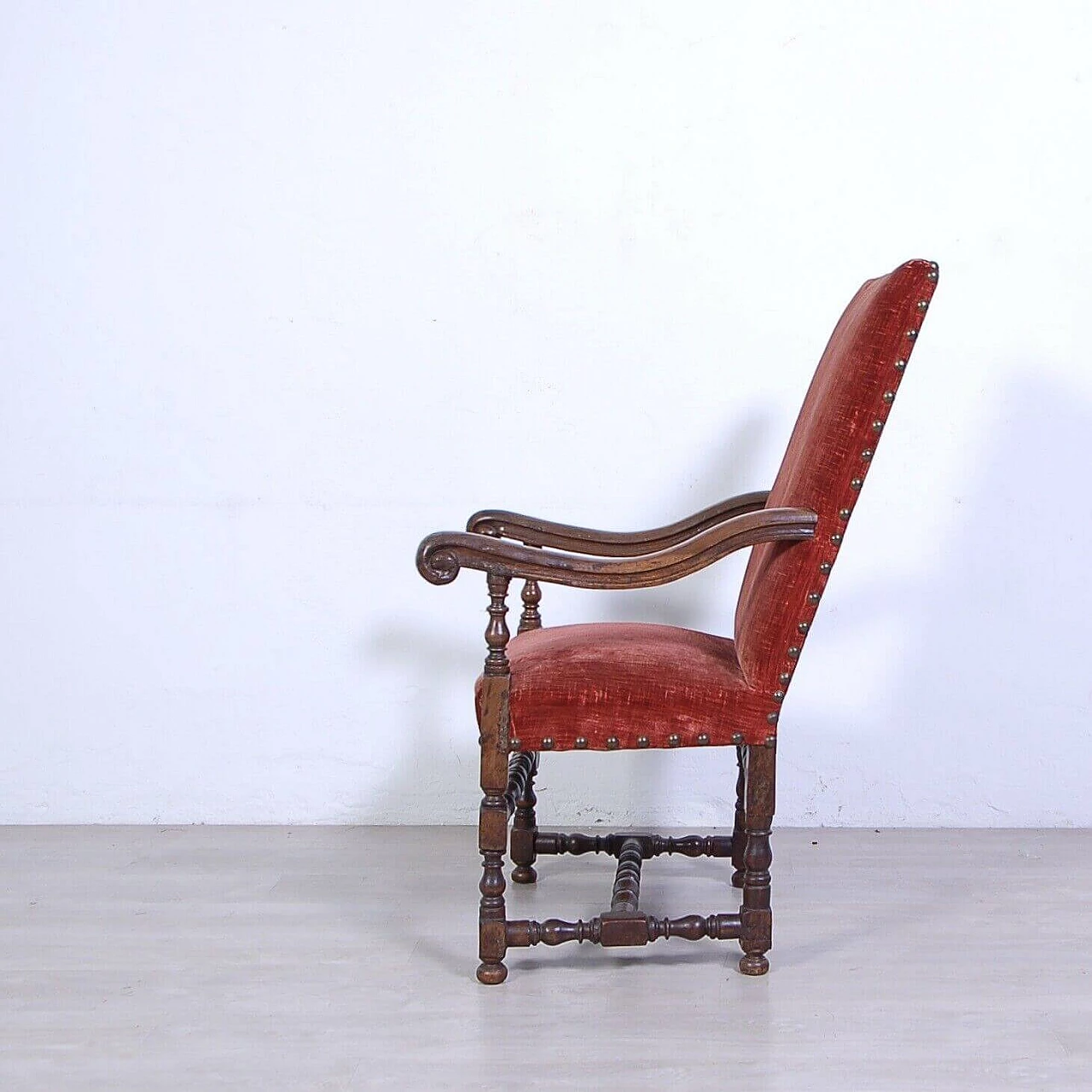 Turned walnut and brick red velvet armchair, mid-19th century 4