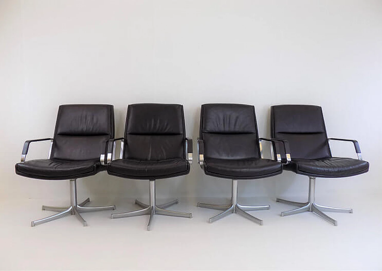 4 FK 711 chairs in black leather by Fabricius and Kastholm for W. Knoll, 1970s 2