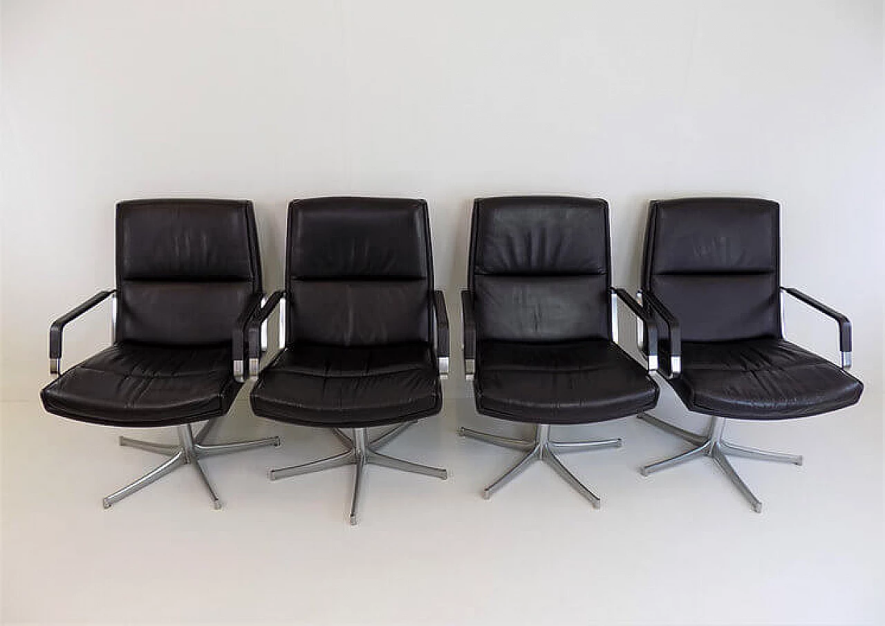 4 FK 711 chairs in black leather by Fabricius and Kastholm for W. Knoll, 1970s 15