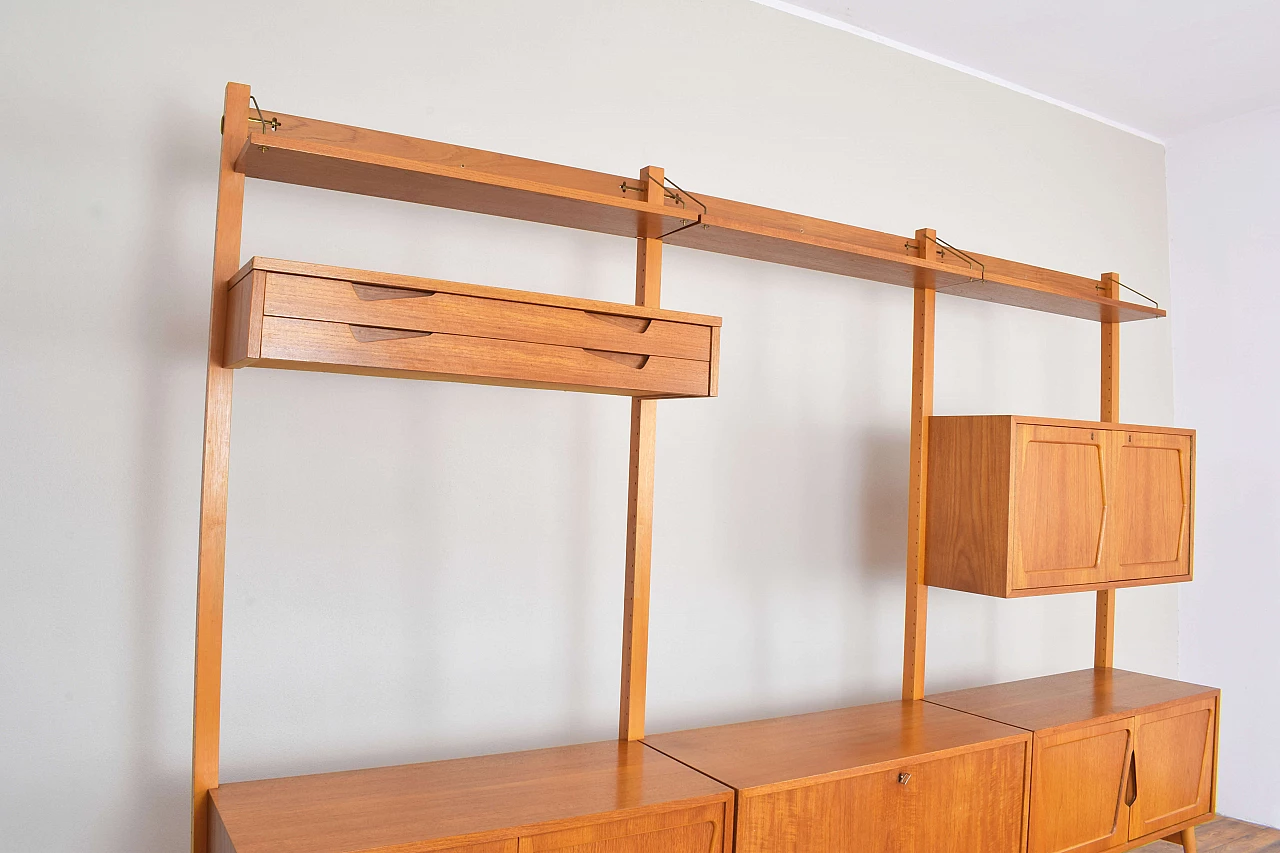 Teak bookcase by Kjell Riise for Rival Brodrene Jatogs, 1960s 5