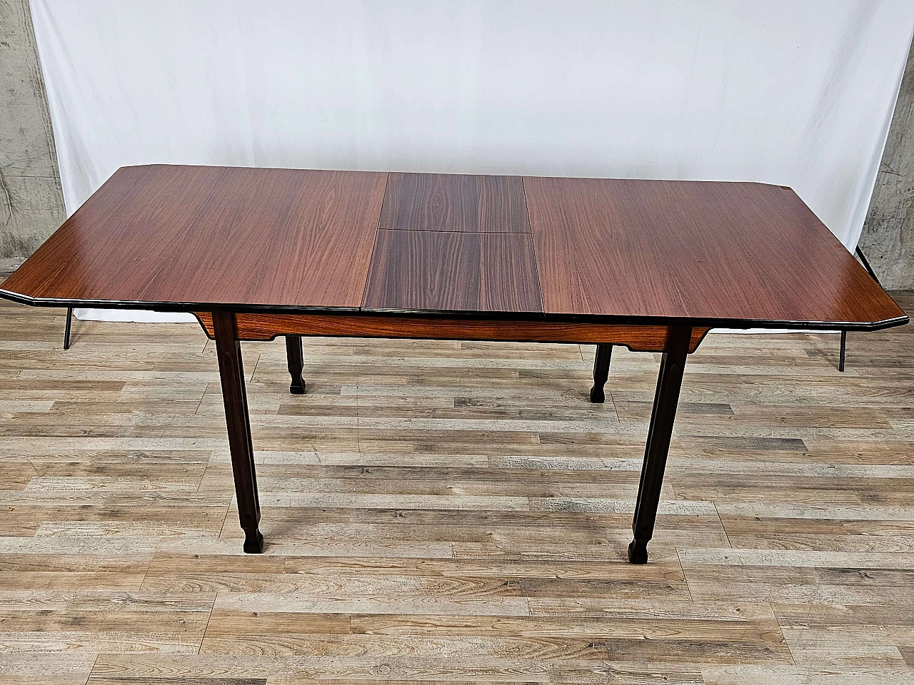 Scandinavian-style extending dining table in walnut and ebony, 1970s 18