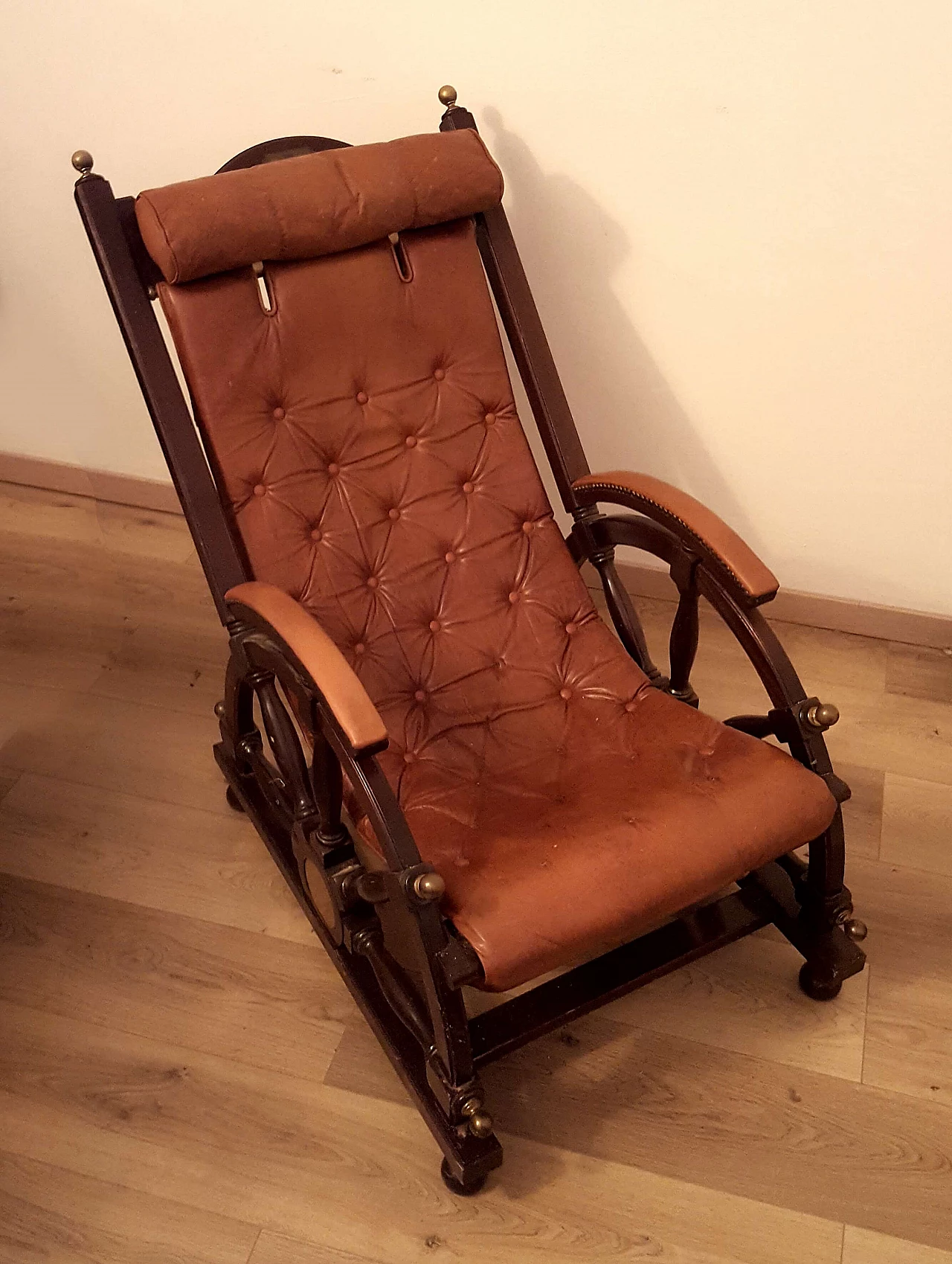 The Great-Eastern Liverpool 1811 red leather and mahogany armchair, 1960s 2