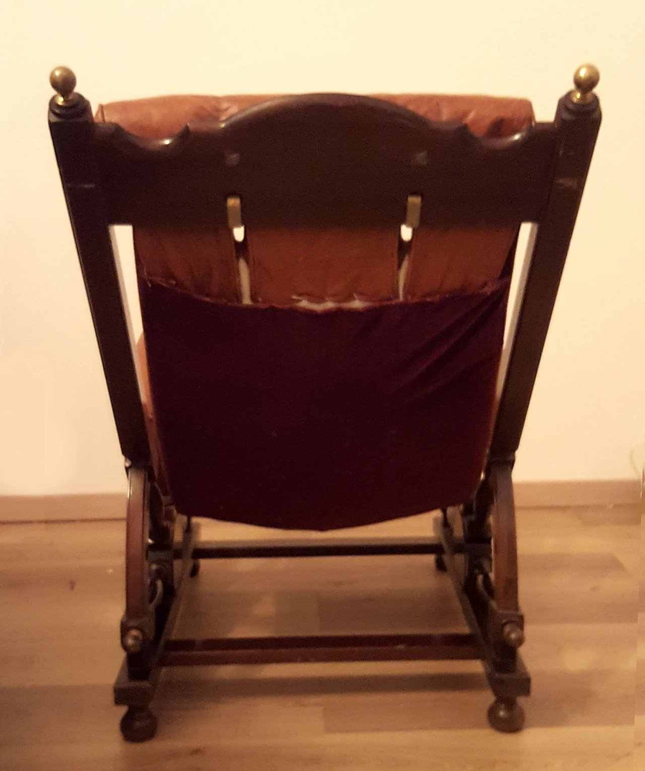 The Great-Eastern Liverpool 1811 red leather and mahogany armchair, 1960s 7