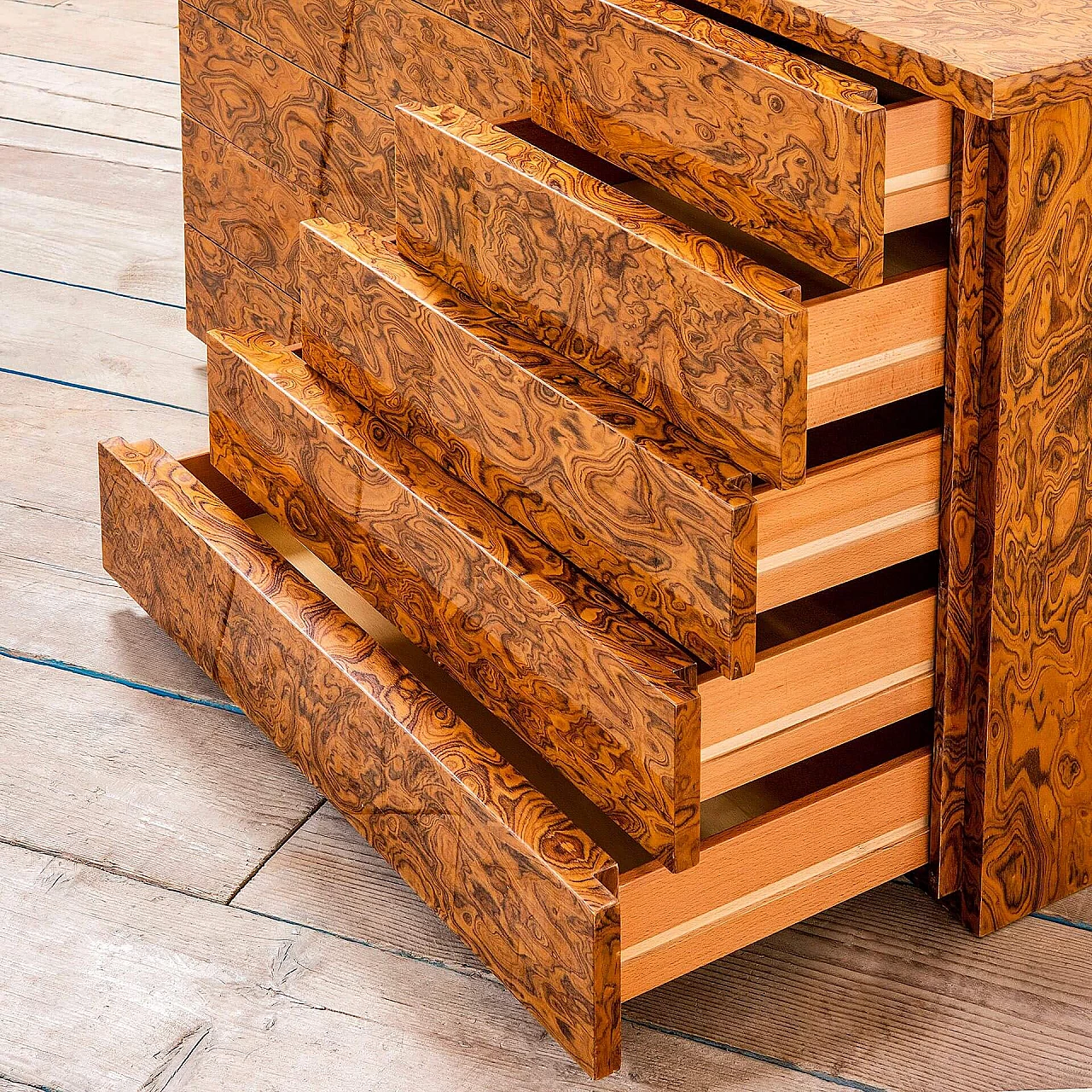 Walnut chest of drawers with ten drawers attributed to Willy Rizzo, 1970s 4