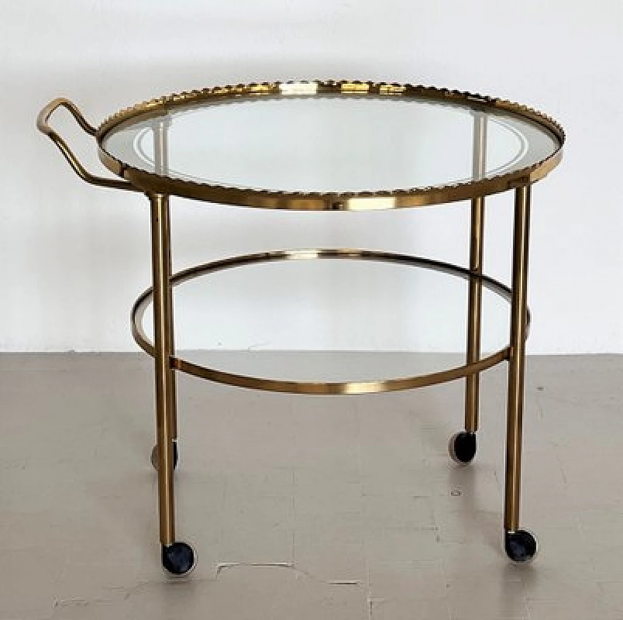 Brass and glass trolley from Vereinigte Werkstätten Collection, 1960s 2