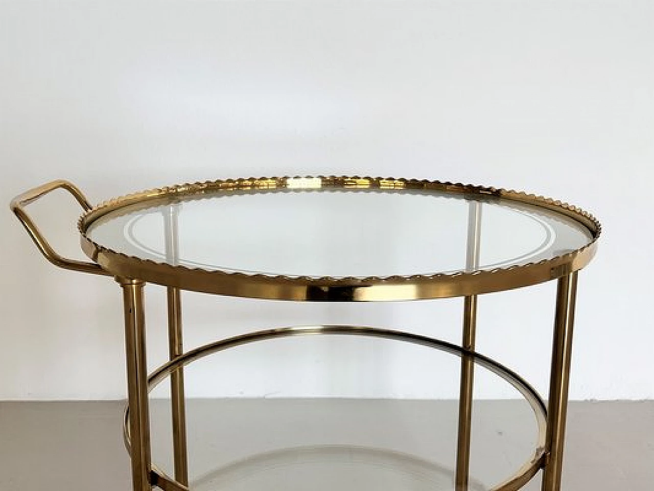 Brass and glass trolley from Vereinigte Werkstätten Collection, 1960s 13