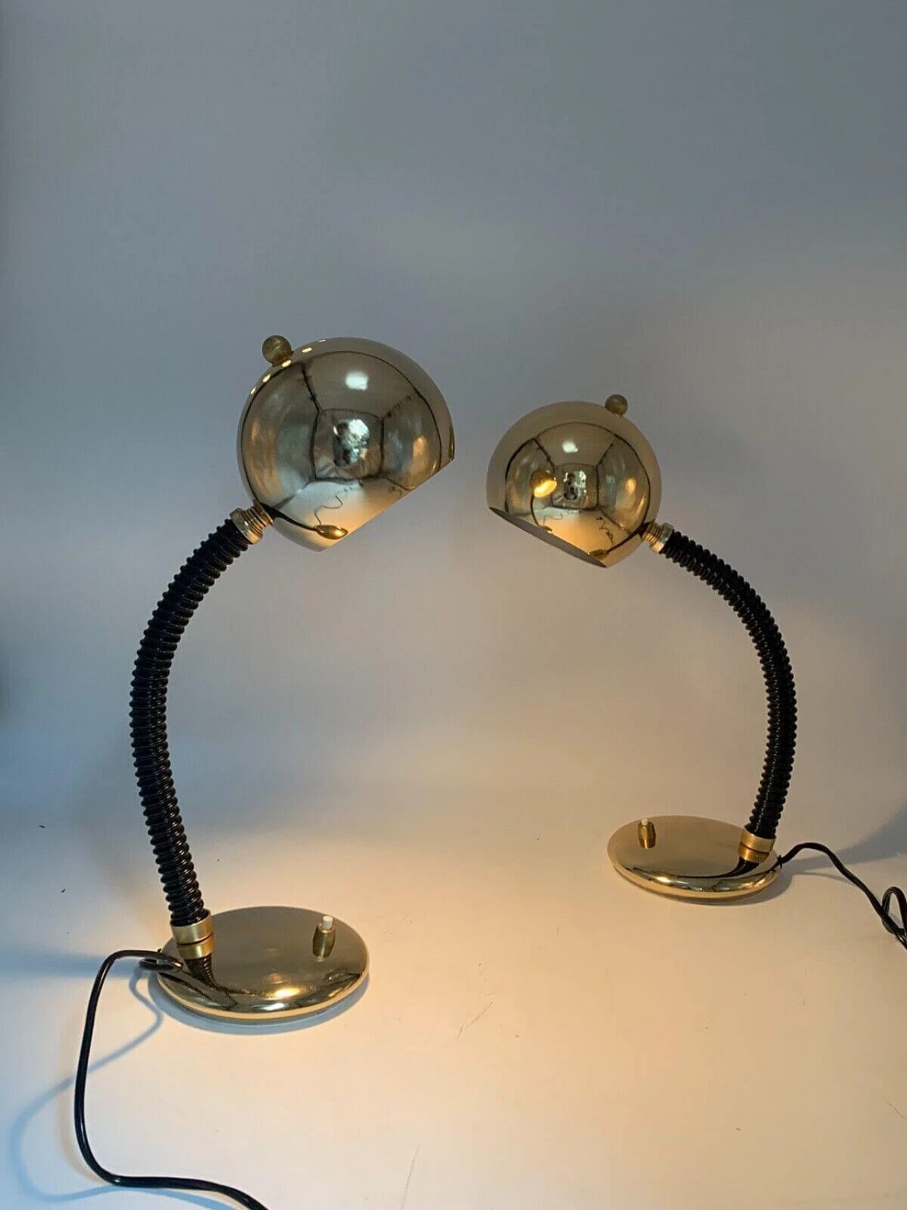 Pair of plastic and brass-plated iron table lamps, 1970s 3