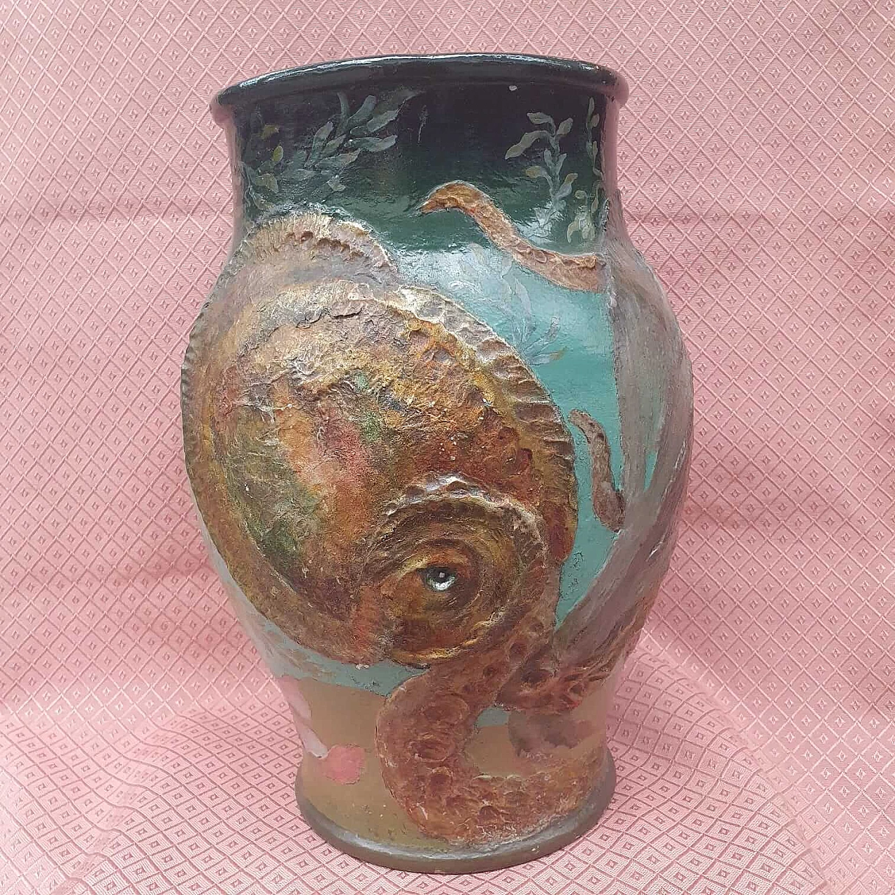 Porcelain vase with octopus, late 20th century 2