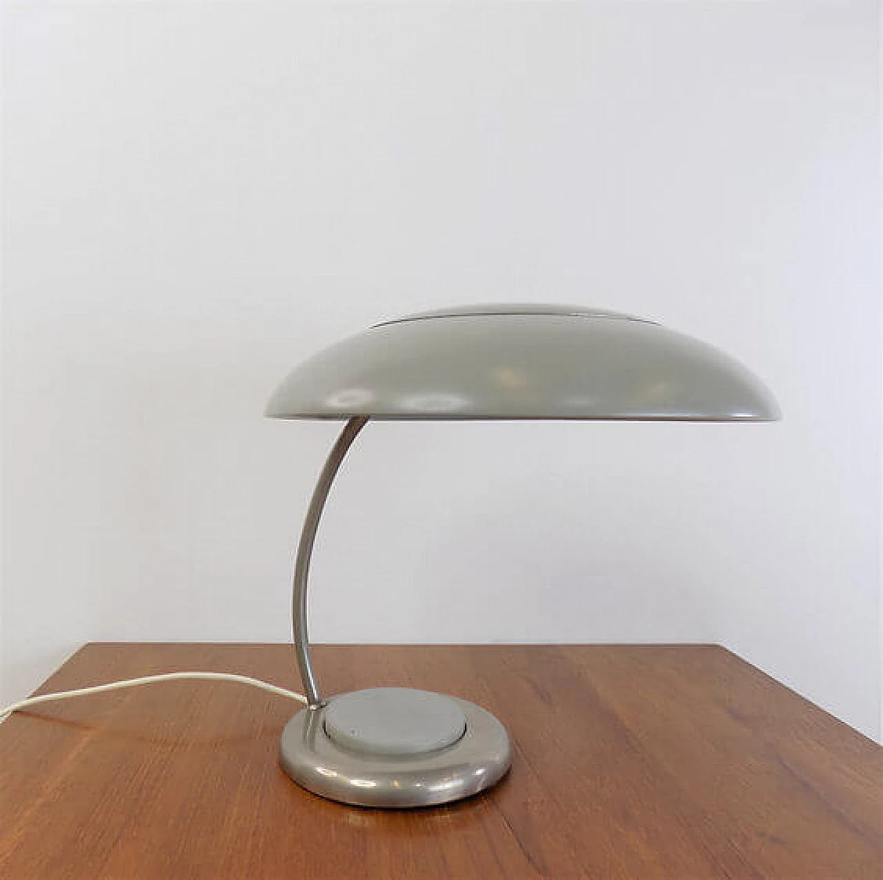 Bauhaus table lamp by VEB Leuchtenbau Lengefeld, 1960s 8