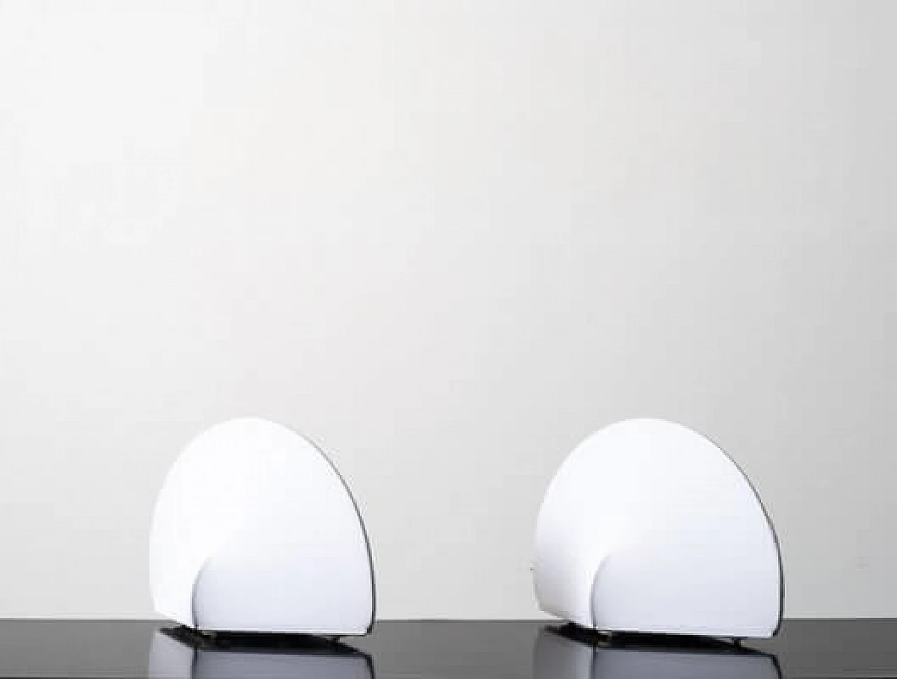 Pair of Kaori table lamps by Kazuhide Takahama for Sirrah, 1970s 1