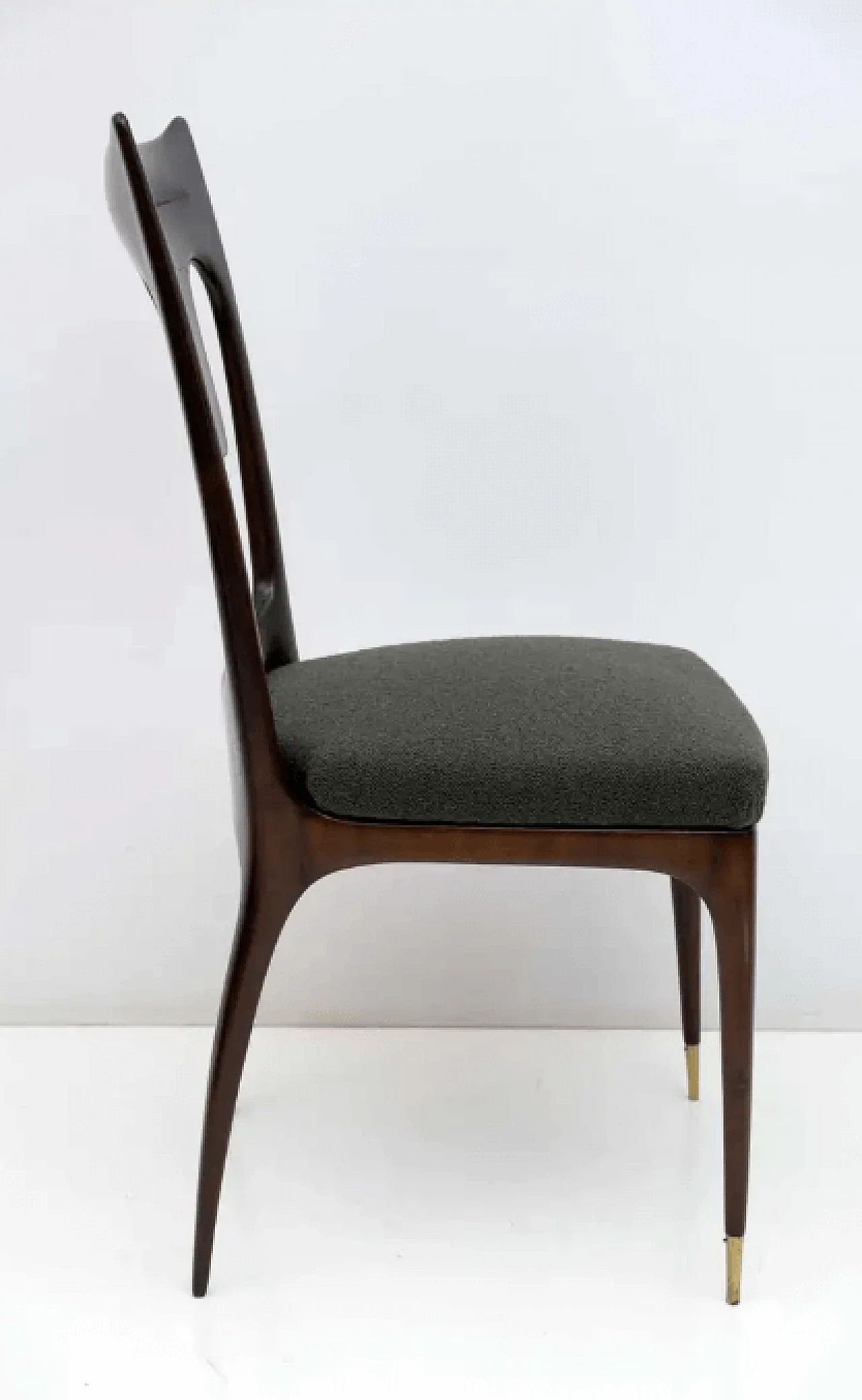 4 Walnut and bouclé dining chairs by Ico & Luisa Parisi, 1950s 5