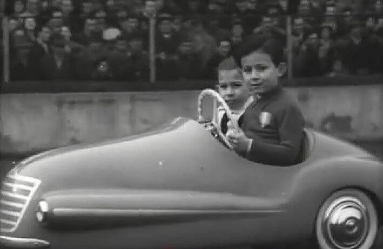 Lucciola electric toy car by Piero Patria, 1940s 6