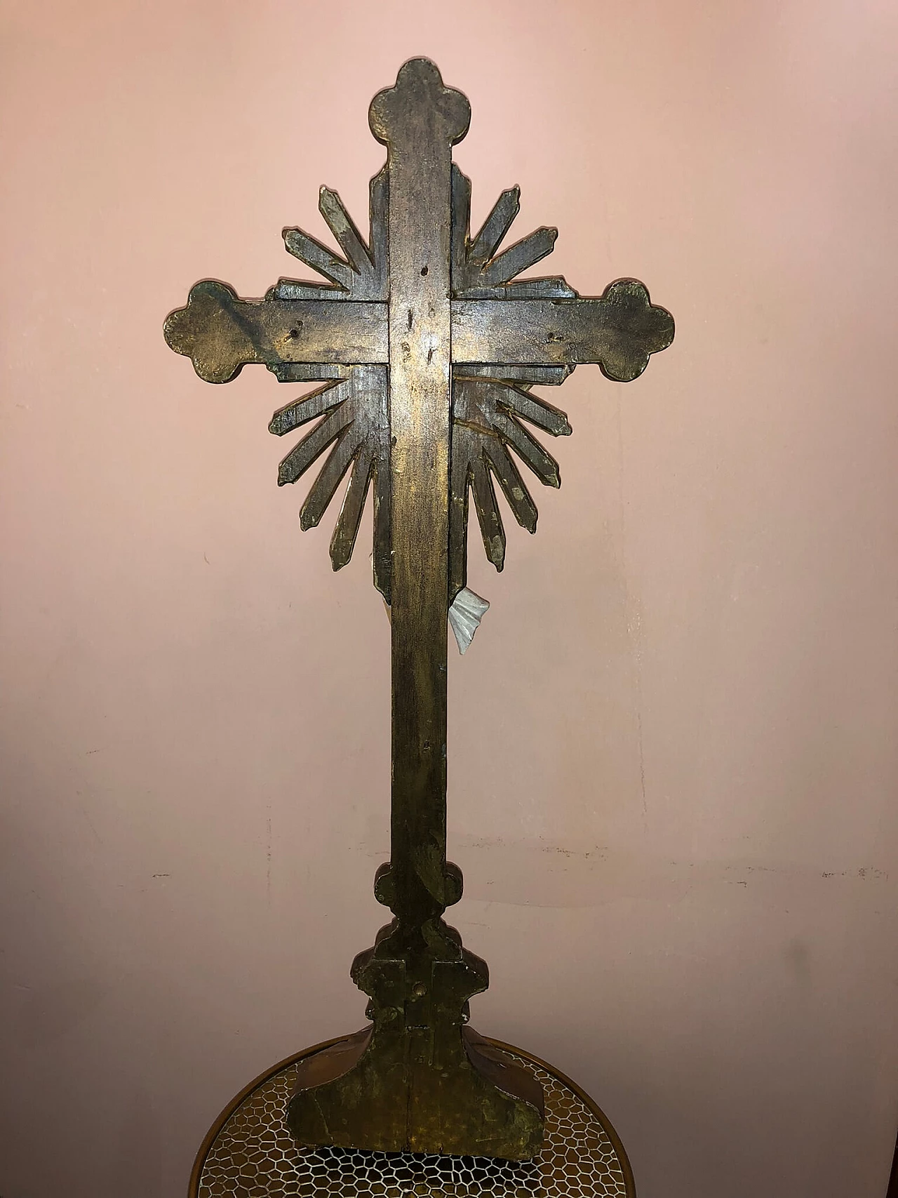 Carved, lacquered, gilded and painted wood crucifix 7