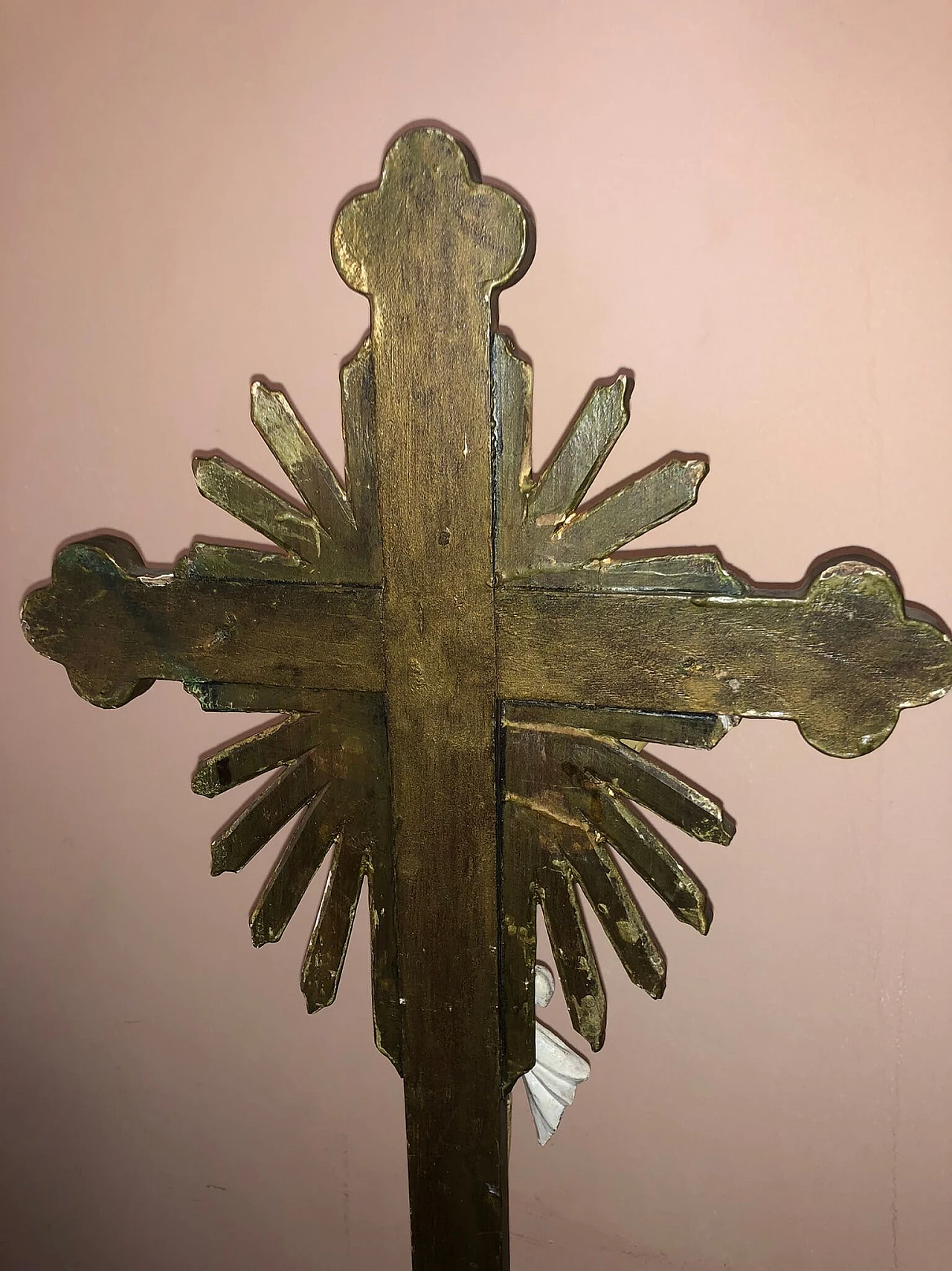 Carved, lacquered, gilded and painted wood crucifix 8