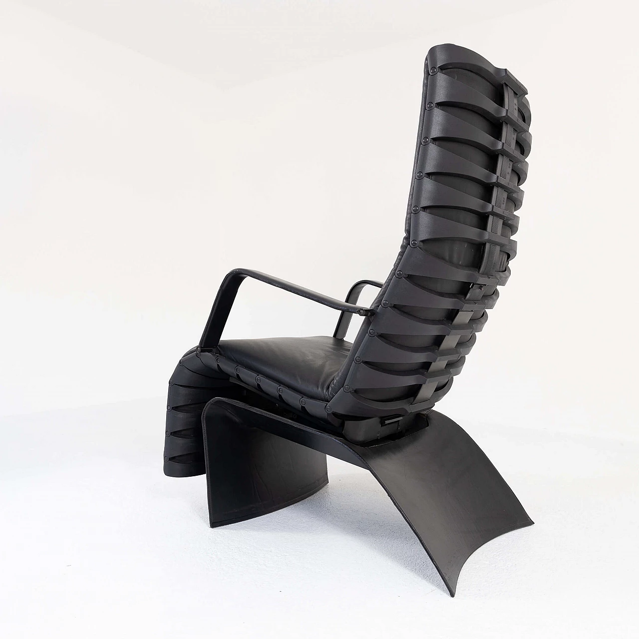 Antropovarius armchair by Ferdinand Porsche for Poltrona Frau, 1980s 2