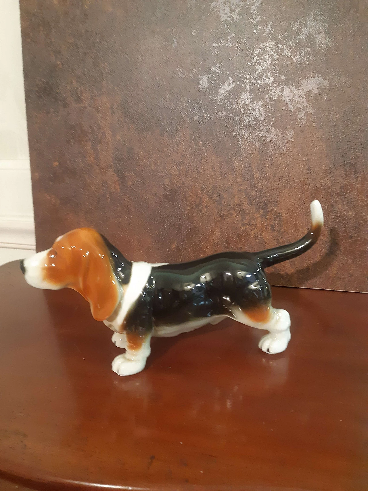 Basset Hound dog figurine in Neundorf porcelain, 1940s 2