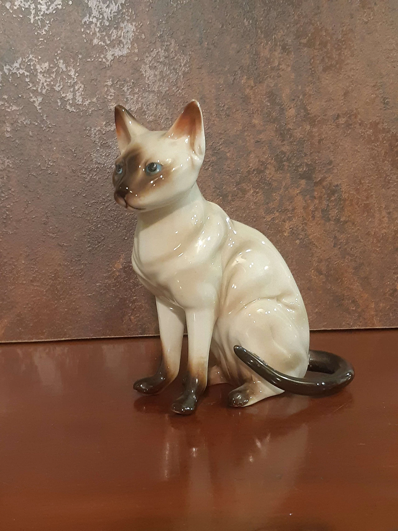 English porcelain Siamese cat, 1940s 1