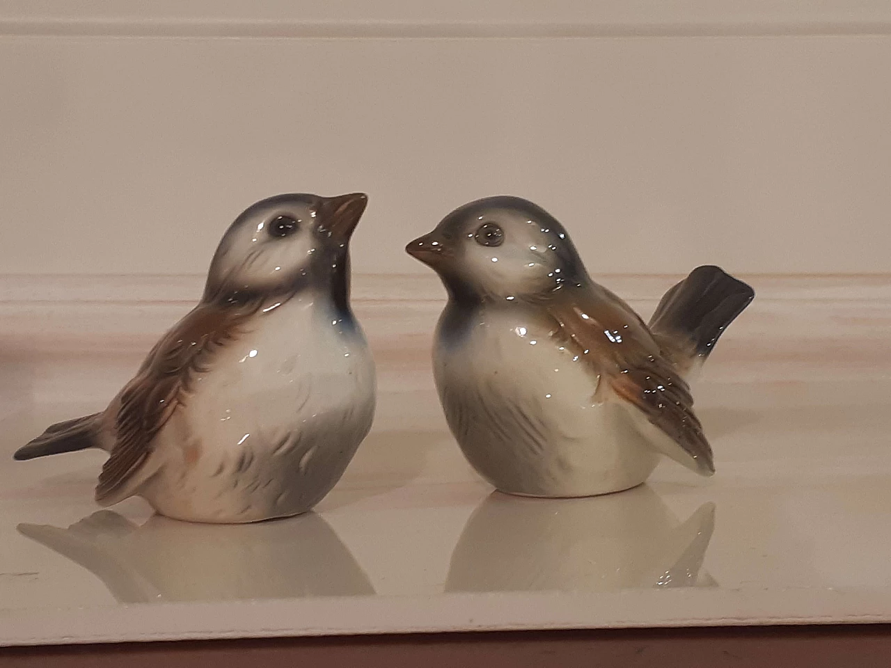 Pair of porcelain sparrow sculptures by Goebel 1