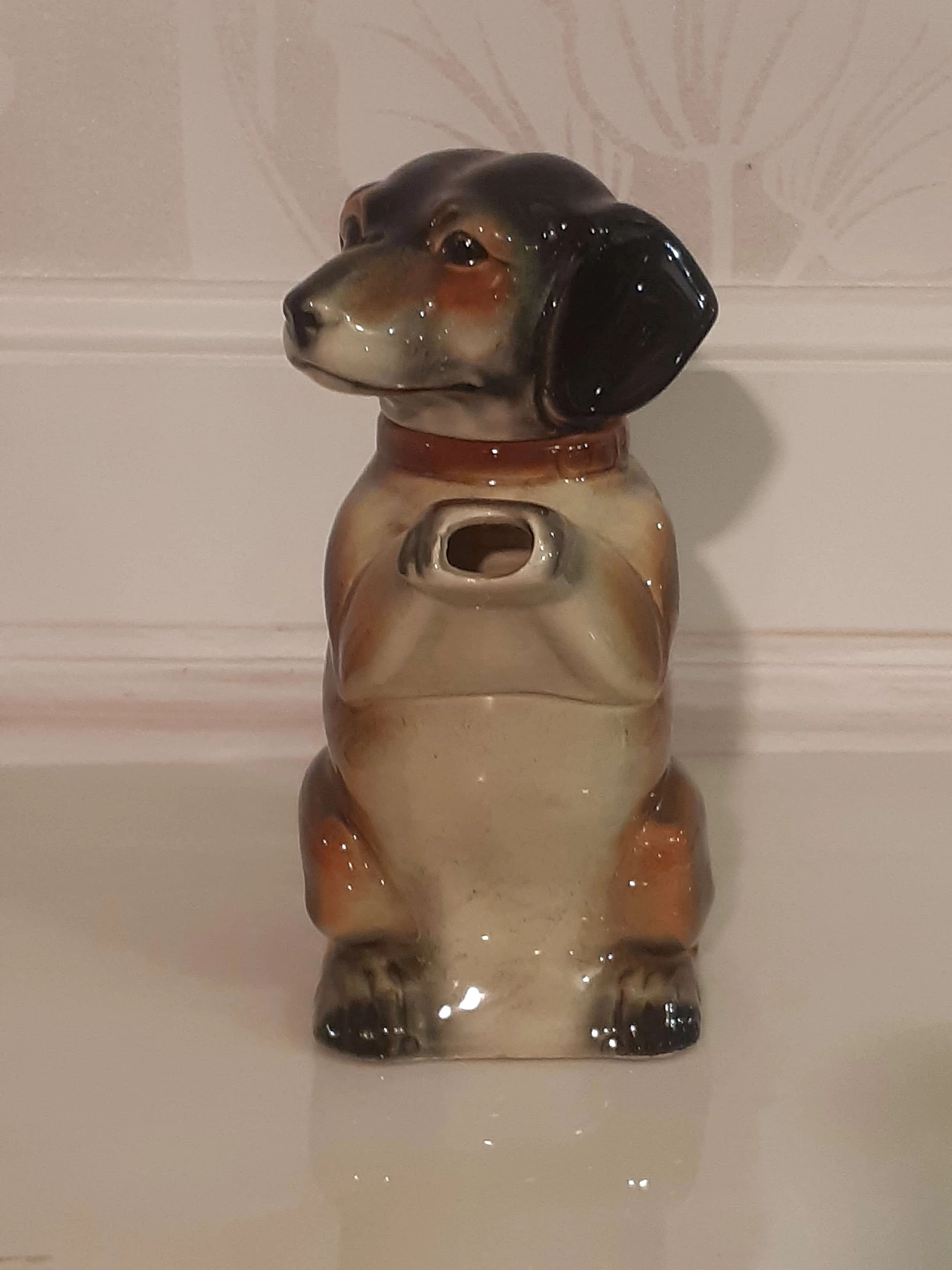 Porcelain dog-shaped teapot by Erphila 5