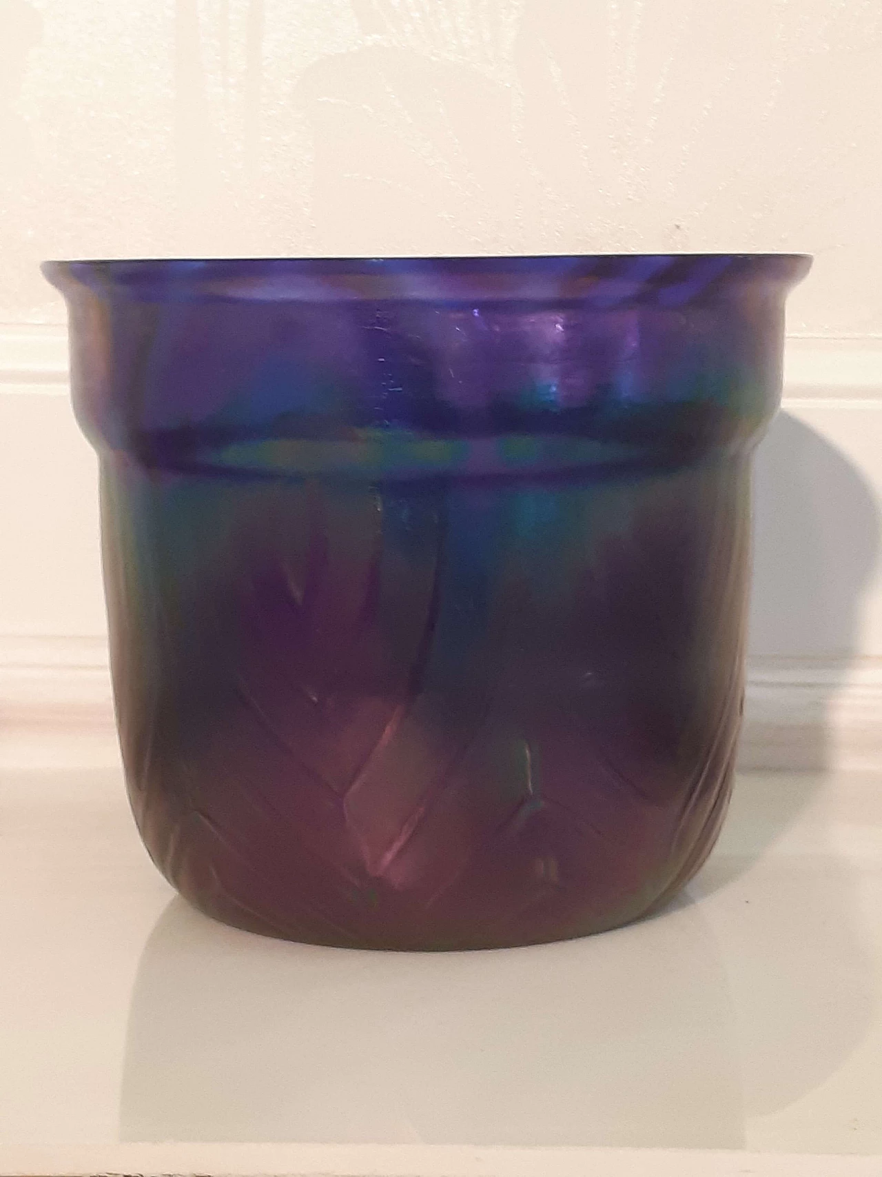 French iridescent blue and purple glass vase, 1930s 1