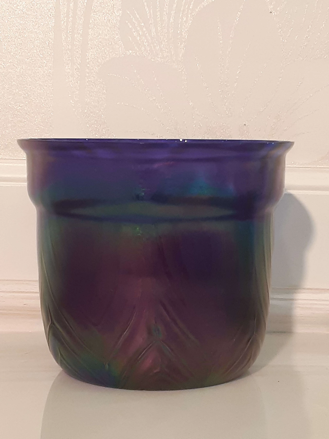 French iridescent blue and purple glass vase, 1930s 2