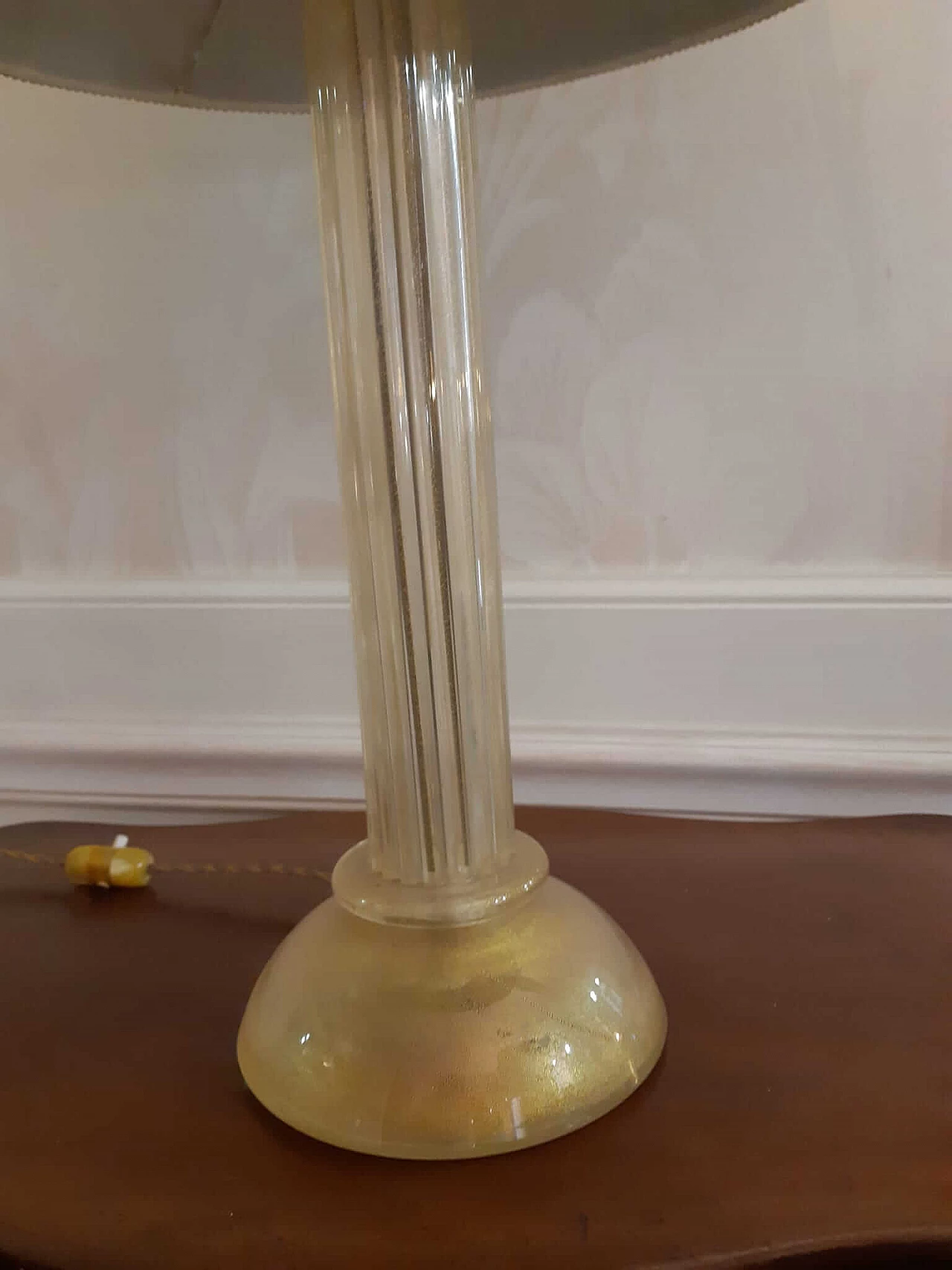 Table lamp with base made of Murano glass canneted with gold powder, 1990s 5