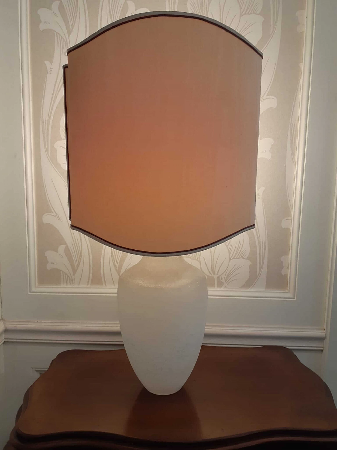 Table lamp with white Scavo glass base by Seguso, 1970s 1