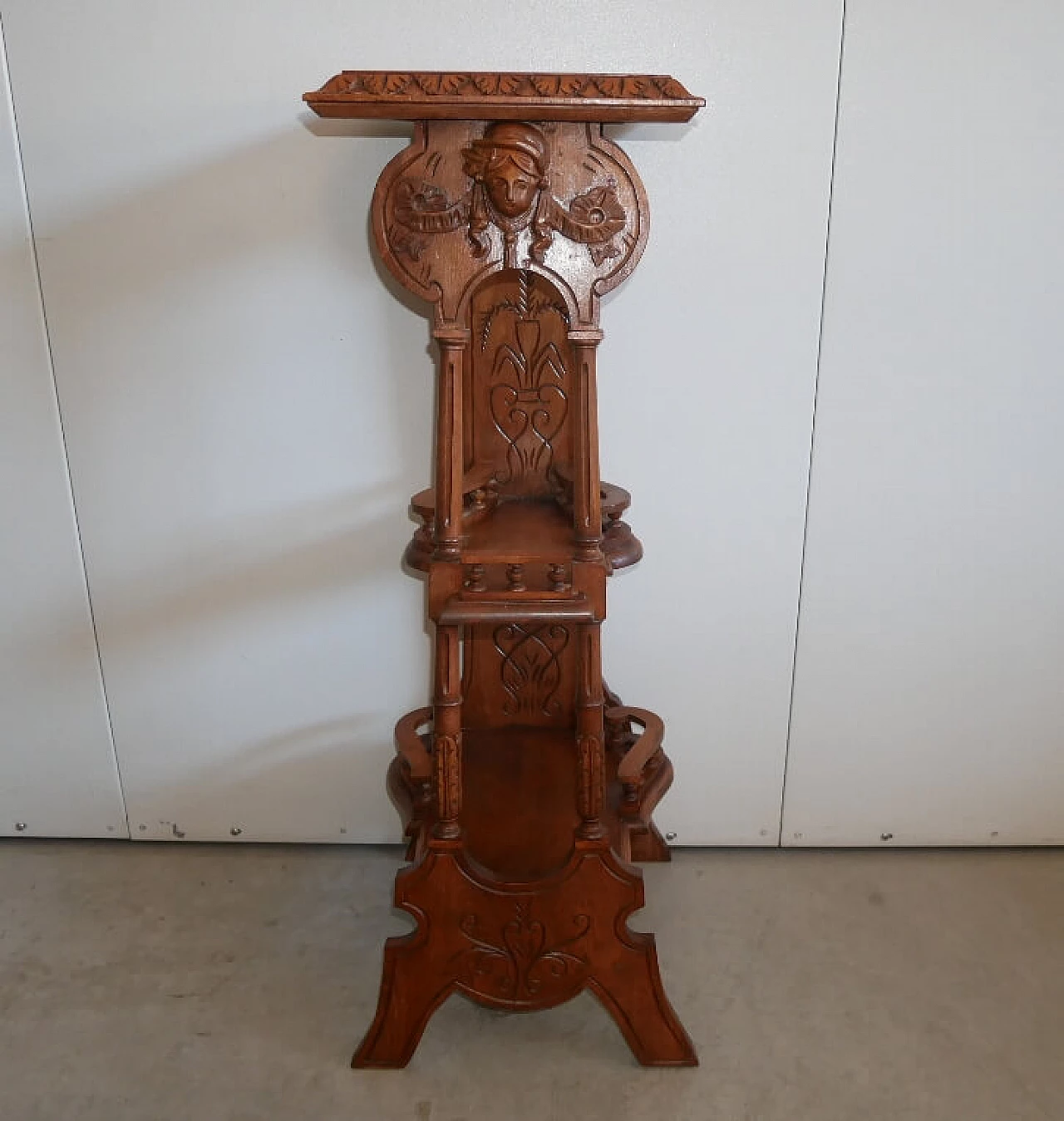 Solid beech vase holder with floral carvings, 1960s 2