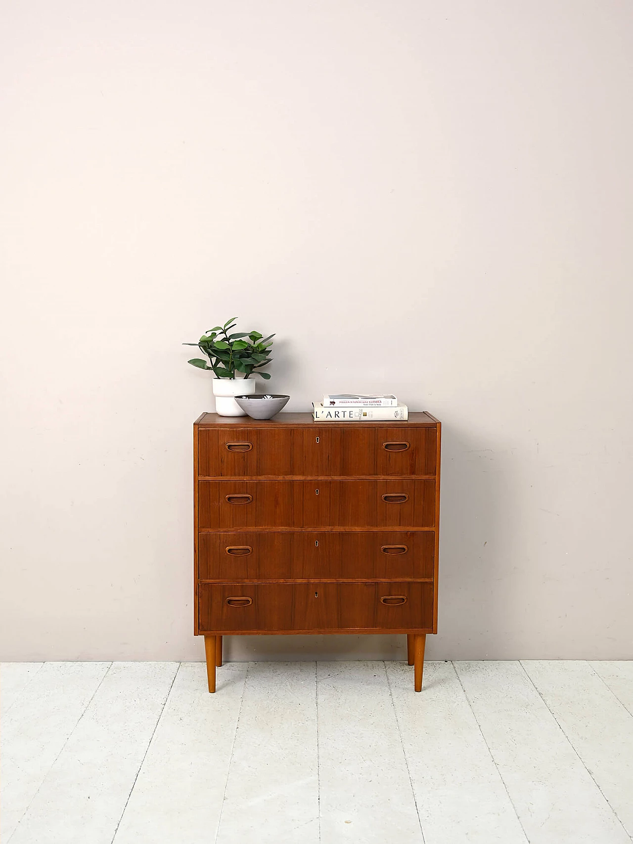 Teak chest of drawers with conical legs, 1960s 1