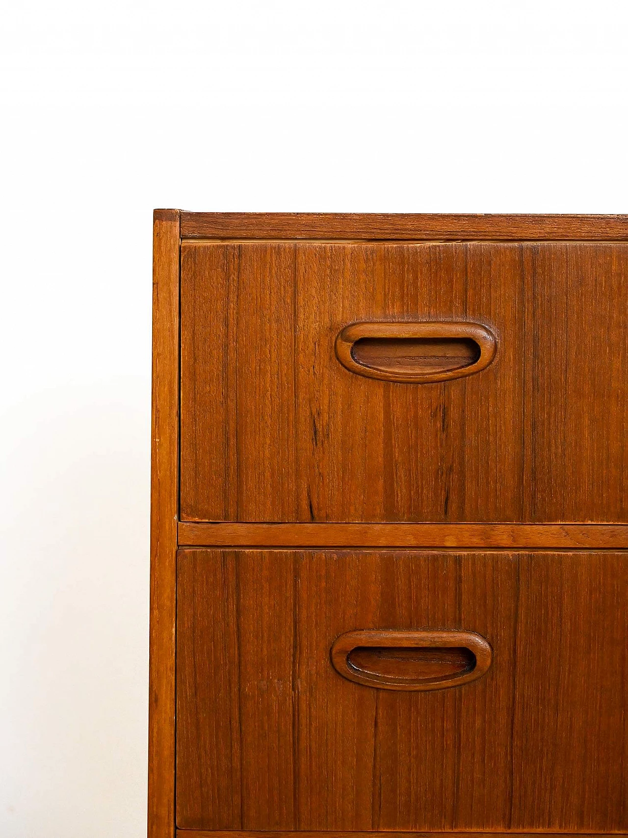 Teak chest of drawers with conical legs, 1960s 6