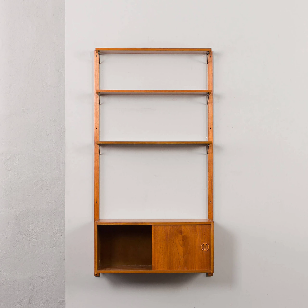 Teak hanging bookcase in the style of Cadovius and Sorensen, 1960s 7