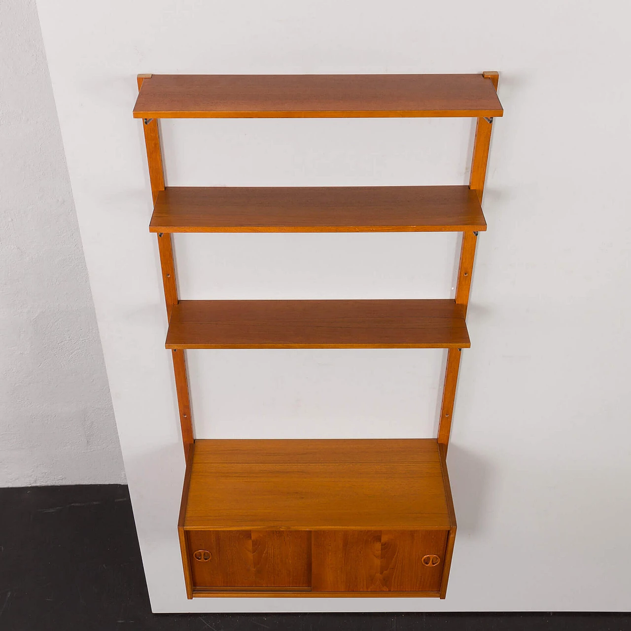 Teak hanging bookcase in the style of Cadovius and Sorensen, 1960s 9