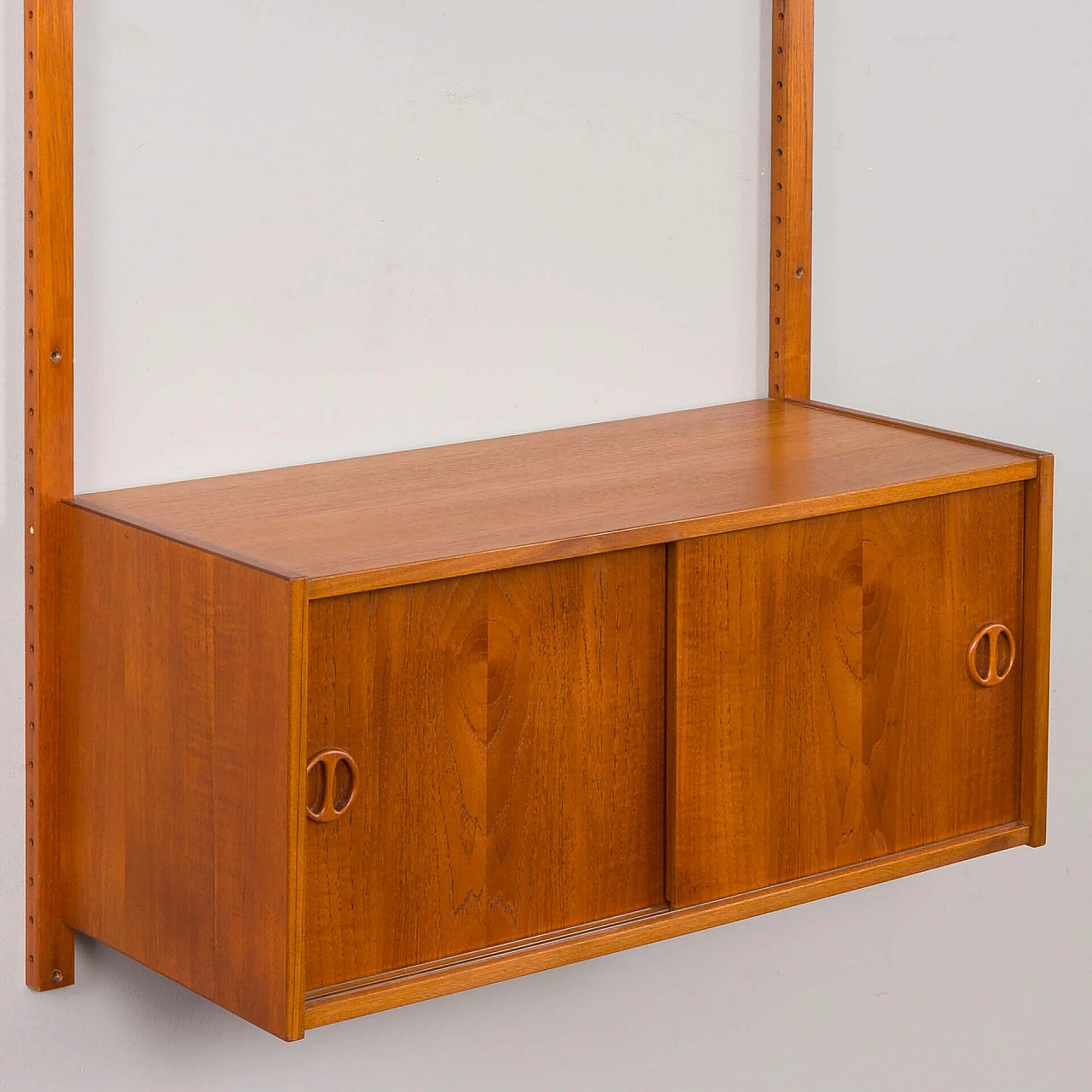 Teak hanging bookcase in the style of Cadovius and Sorensen, 1960s 10