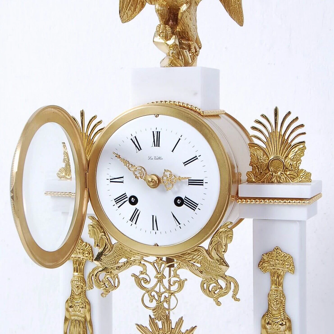 Carrara marble portico table clock in Empire style by La Vallèe, 1950s 1