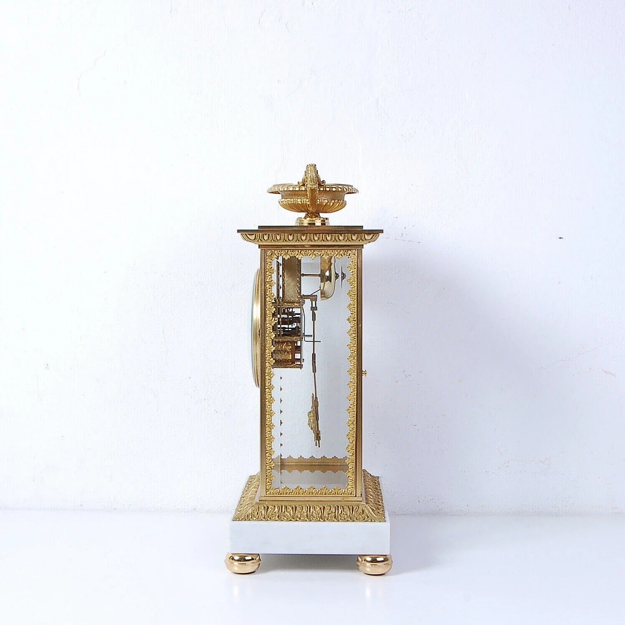 Carrara marble and gilded bronze Empire-style table clock, 1950s 6